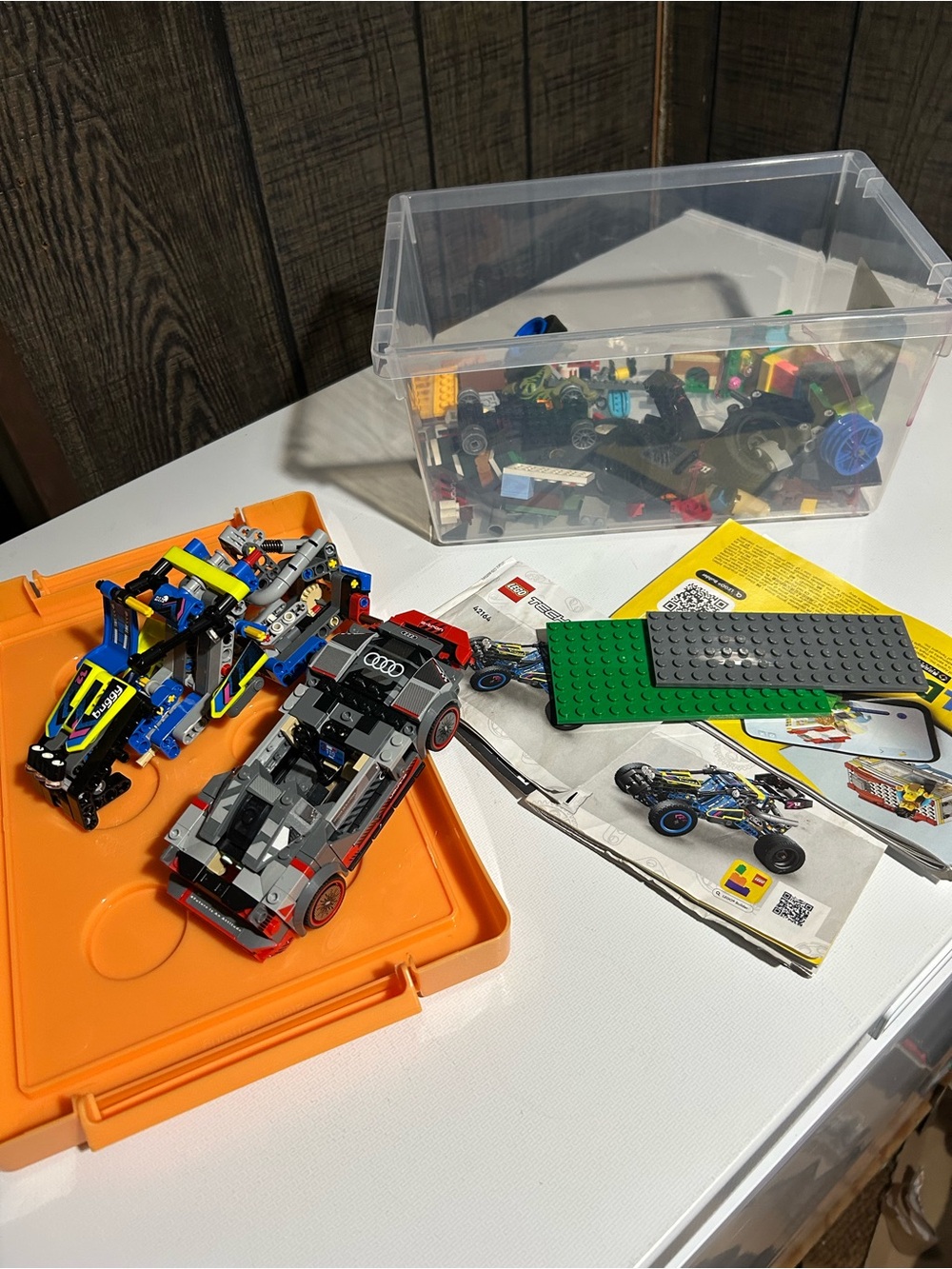 Random lot of LEGO including technic sets